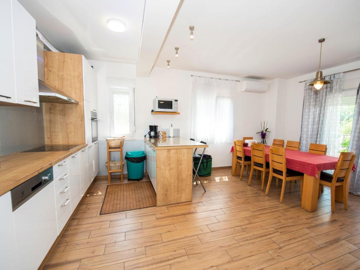 Holiday Home Stella Kastela By Interhome Bagian luar foto