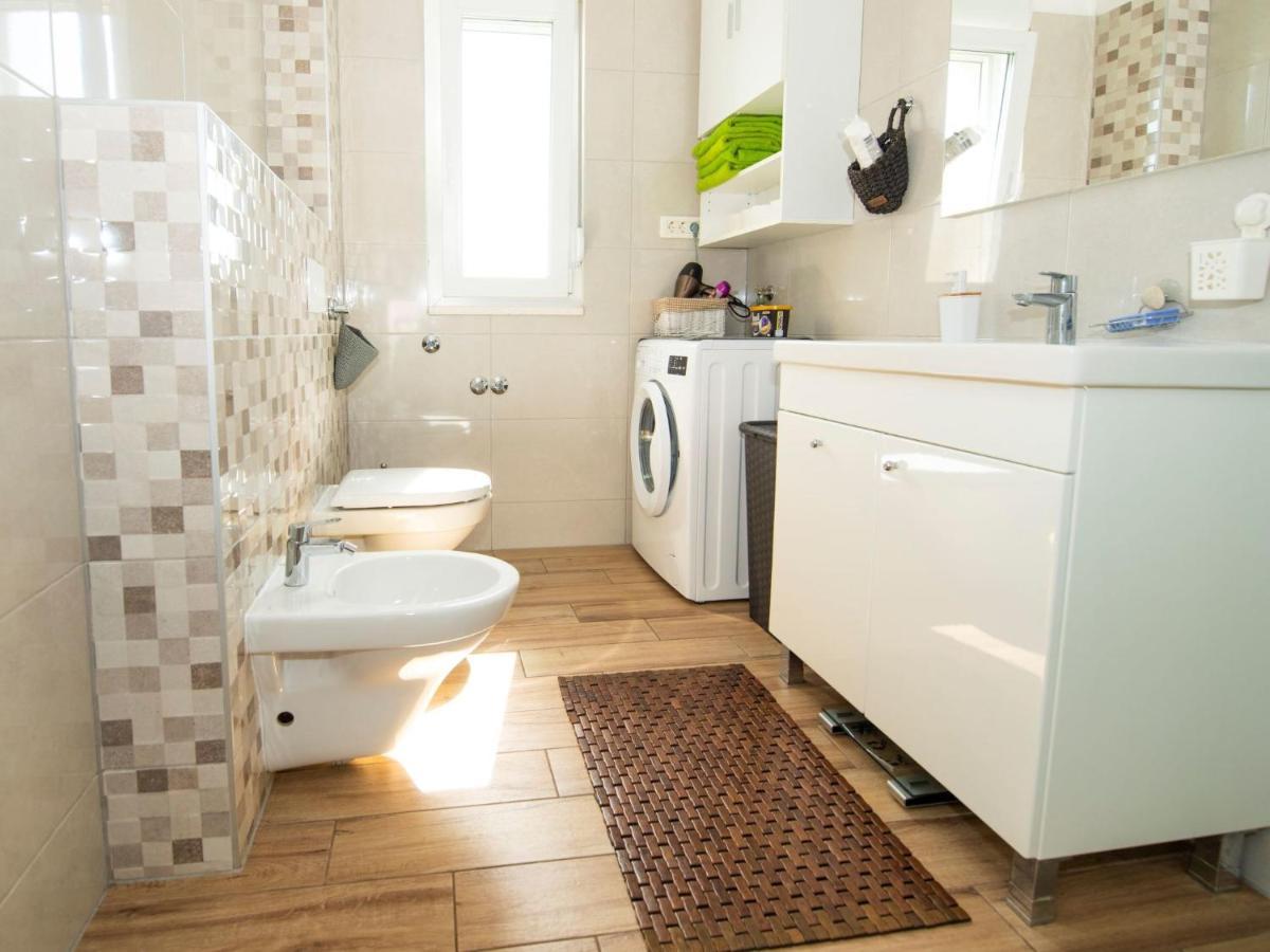 Holiday Home Stella Kastela By Interhome Bagian luar foto