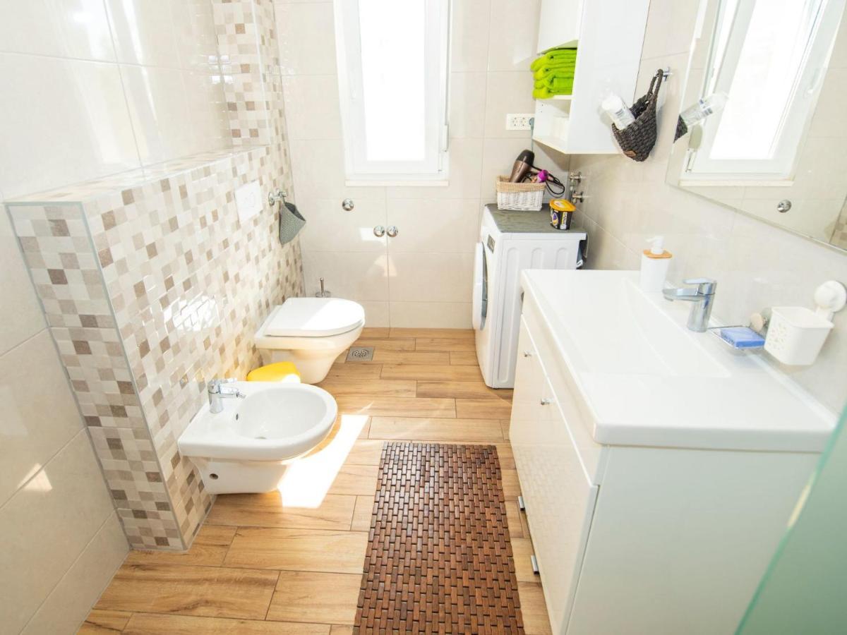 Holiday Home Stella Kastela By Interhome Bagian luar foto