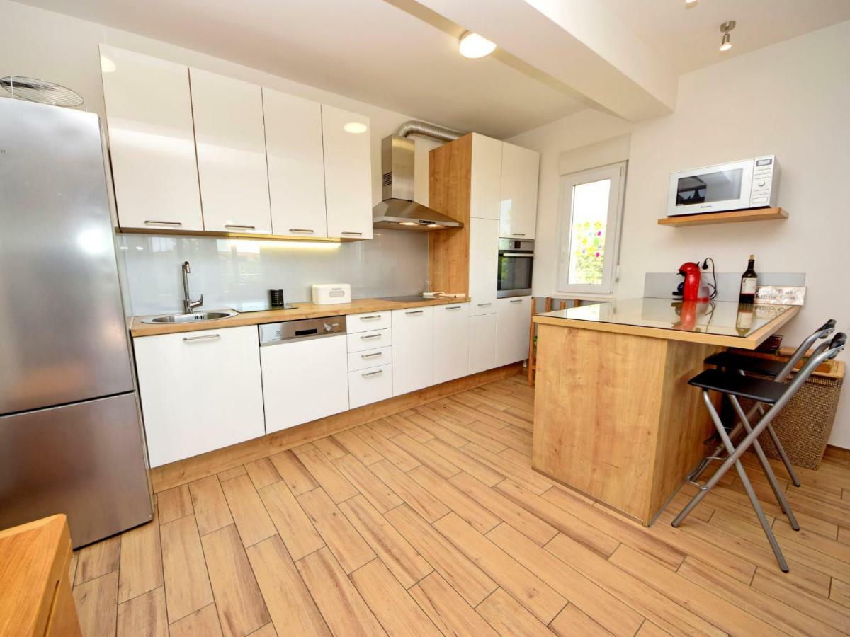 Holiday Home Stella Kastela By Interhome Bagian luar foto